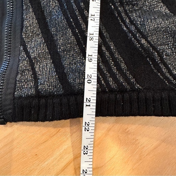 Diane Von Furstenberg Sweater Cardigan 100% Wool Zip Up Metallic Stripe Size S M - Picture 12 of 13